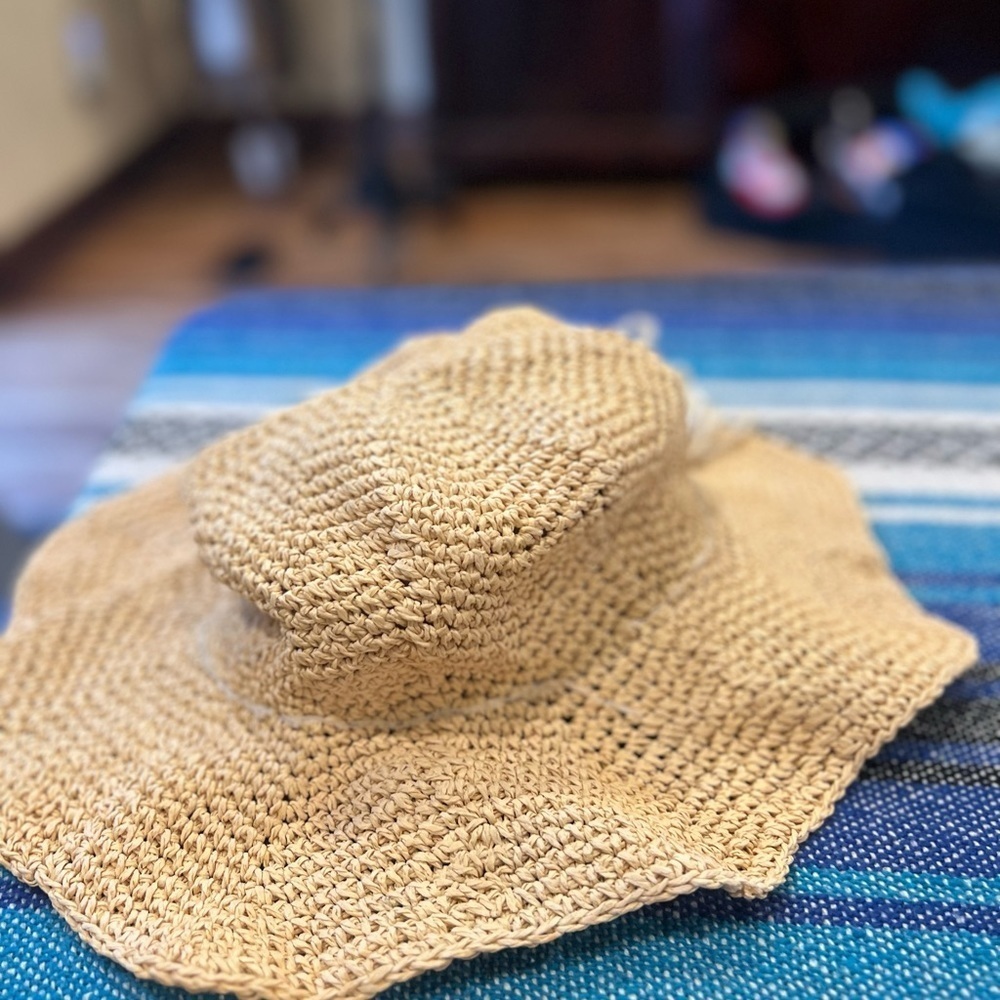 Sun hat in GUC - Picture 4 of 5